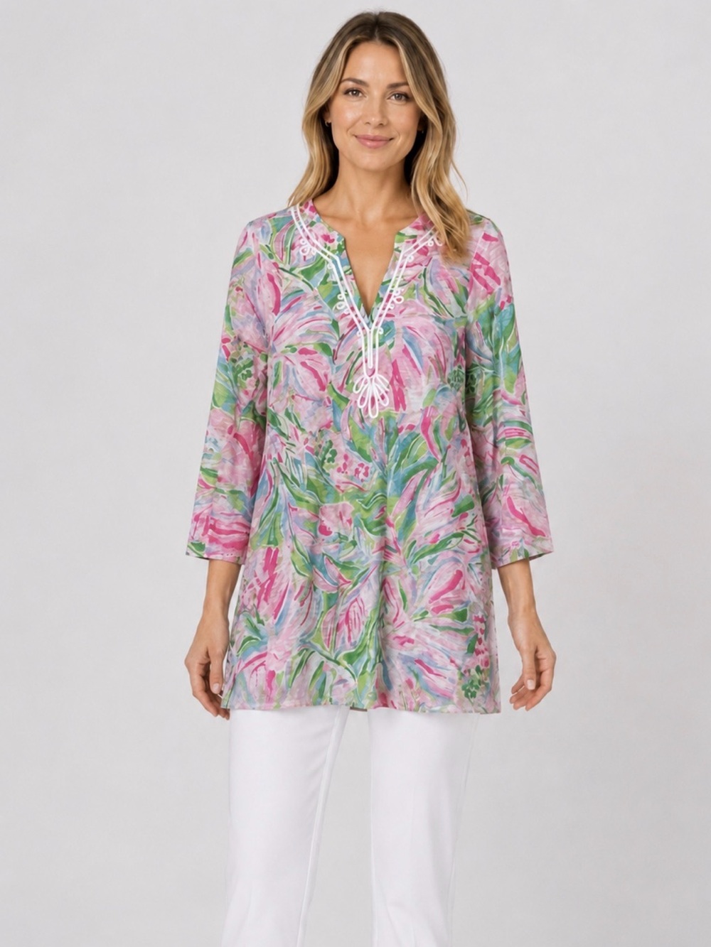 Vibrant Lilly Pulitzer Kaia Knit Floral Tunic Embroidered